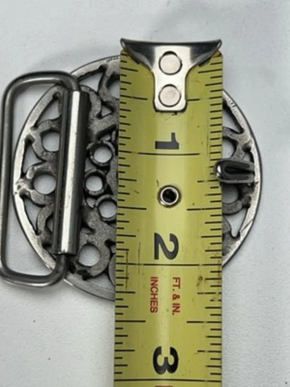 Vintage Silver Tone Round Openwork Geometric Circle Belt Buckle